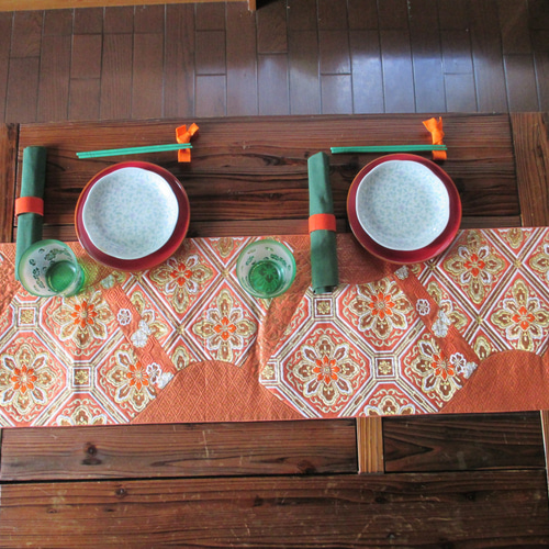 r95 飾り軸付 120x30.5cm 帯 テーブルランナー テーブルセンター