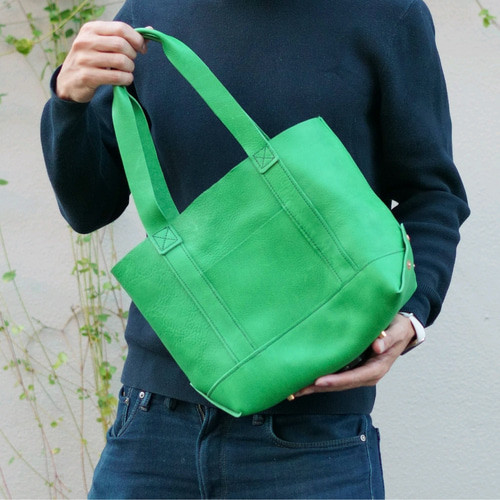 美品 伊勢丹 カタログ レザー トートバッグ カバン グリーン