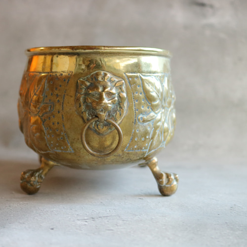 真鍮製 チェリー模様 アンティーク ジャルニディエール プランターポット 真鍮製 チェリー模様 アンティーク ジャルニディエール プランター