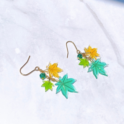 雑誌掲載 もみじピアス レジン ハンドメイド 紅葉 秋 和風