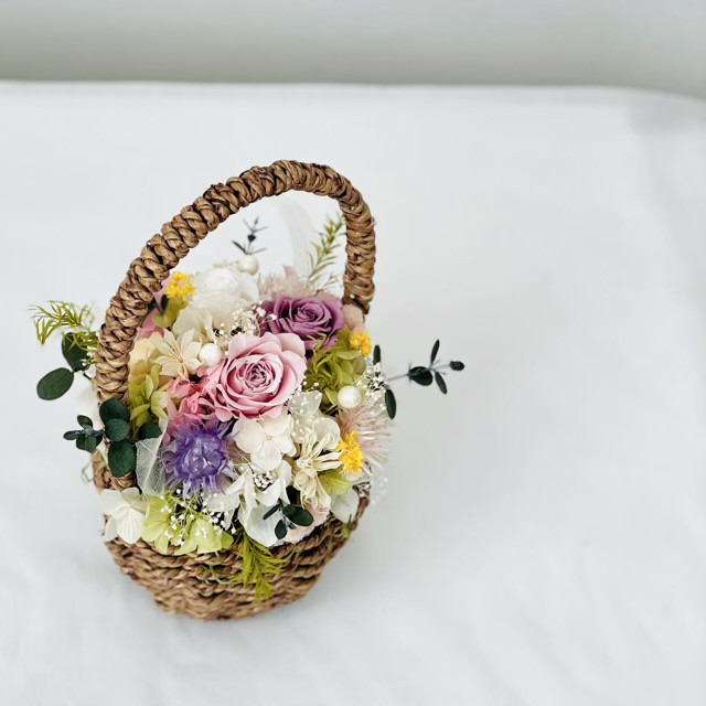 花かごアレンジ　バスケットアレンジ　プリザーブドフラワー　お祝い　ギフト　お誕生日　新築祝い