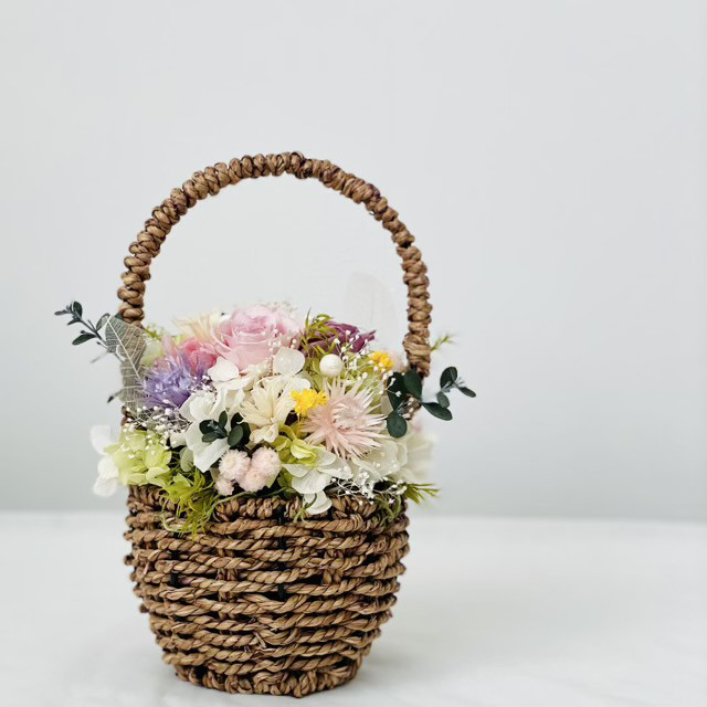 花かごアレンジ　バスケットアレンジ　プリザーブドフラワー　お祝い　ギフト　お誕生日　新築祝い