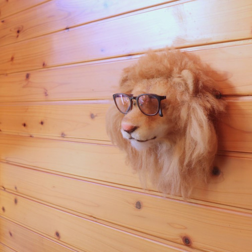 めがね掛け ライオン（壁掛け） タペストリー・壁掛け 上杉こまめ 通販