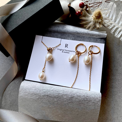 スライド式/淡水パールのサージカルステンレスネックレス&ピアス