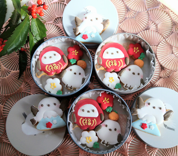 再販『Creema限定新作』『お正月ギフト2025』シマエナガのお正月アイシングクッキー缶※身体に優しいアイシング 4枚目の画像
