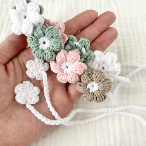 ヘアバンド 花冠デザイン コットン かぎ針編み ピンク×緑 桜カラー