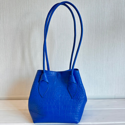 美品 elemood エレムード 幾何学的なお花のバタフライハンドバッグ 幾何学的なお花のバタフライハンドバッグ/6508NAVY ハンドバッグ