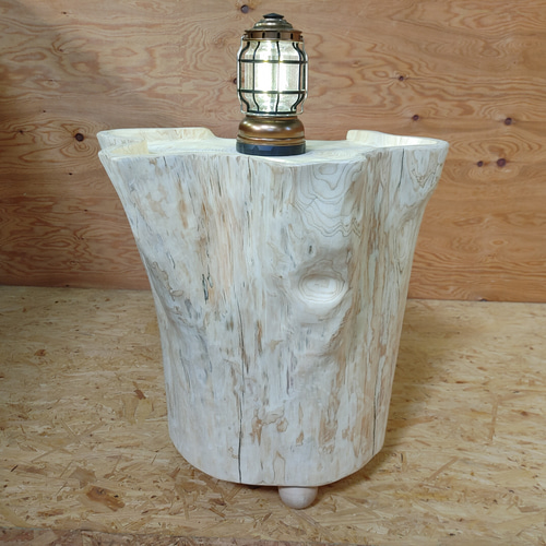 『限定価格』四国霊峰石鎚山産②大型天然ひのき切り株テーブル 四国霊峰石鎚山産②天然無垢 ひのき 切り株テーブル &椅子&ベンチ3点