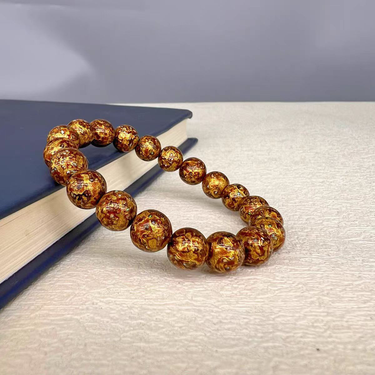 ハンドメイド ブレスレット バングル 漆器 漆塗り リストバンド 古代の技術 紫檀 螺鈿 オパール 誕生日 周年記念日 22,350円