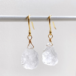 再販♡天然石ラフロック水晶の一粒ピアス/イヤリング ピアス（フック