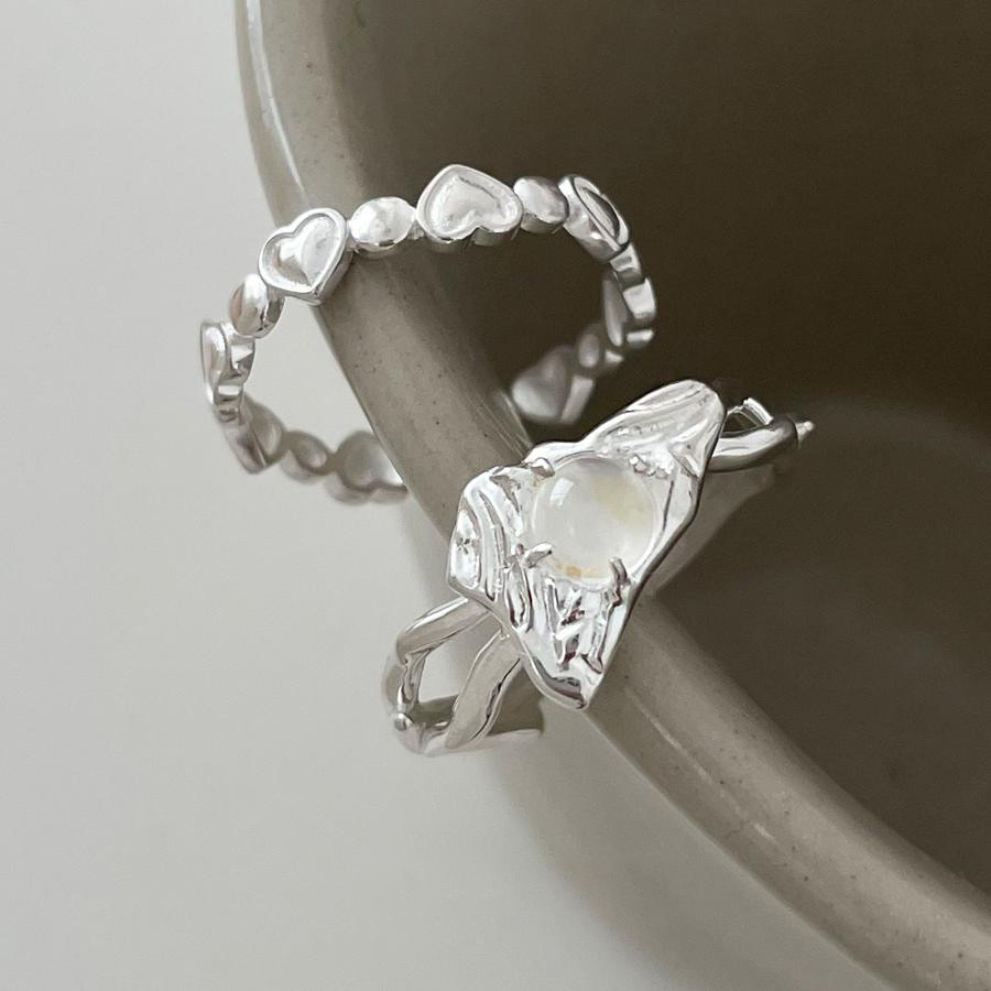 925純銀リングレディース小人数デザイン感ハート肌理ムーンストーン開口リングins風