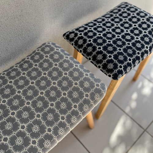 ミナペルホネン anemone アネモネ ネイビー スツール ハンドメイド