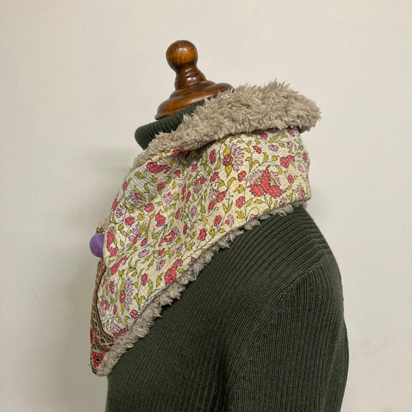 ミニマフラー グドゥリ+インド刺繍リボンｘボア 　飾りピン付き 4枚目の画像