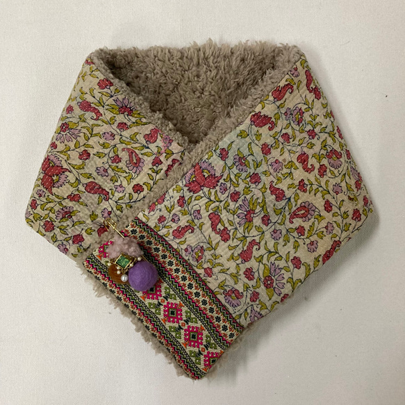 ミニマフラー グドゥリ+インド刺繍リボンｘボア 　飾りピン付き 8枚目の画像