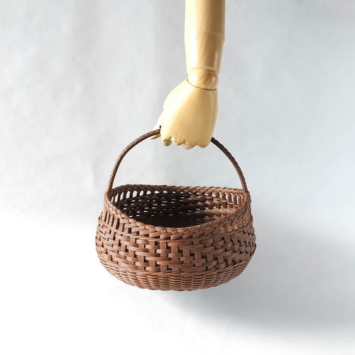 毛糸も似合う♪コロンとワンハンドルバスケット（ブラウン） フリー