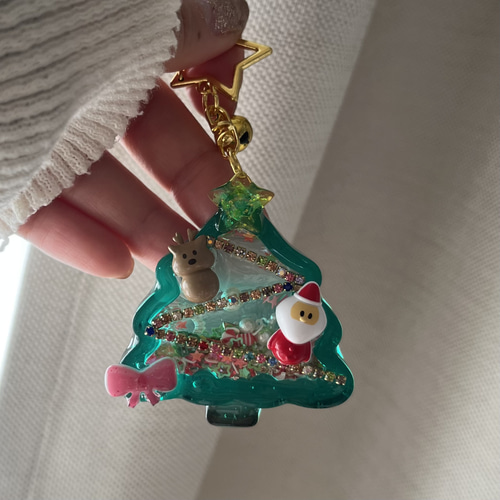 レジン シャカシャカ キーホルダー クリスマスツリー サンタ トナカイ
