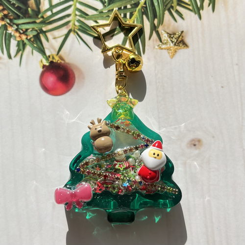 レジン シャカシャカ キーホルダー クリスマスツリー サンタ トナカイ
