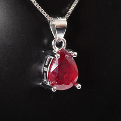 天然石 1.5ct ペアシェイプ ルビー ネックレス ペンダントトップ