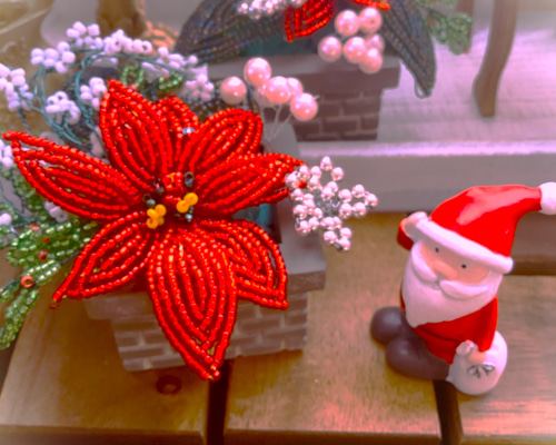 ビーズフラワー　　　　　ポインセチア　ヒイラギ ビーズフラワー ポインセチア2 その他インテリア雑貨 ビーズ大好き
