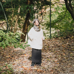 簡単にオシャレしたい！ 二重巻き メルトン フリース リバーシブル スヌード リネン ボタニカル グレー 10枚目の画像