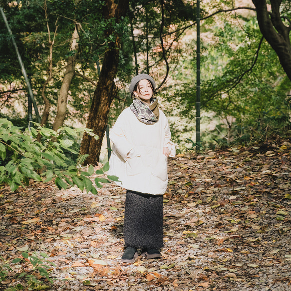 簡単にオシャレしたい！ 二重巻き メルトン フリース リバーシブル スヌード リネン ボタニカル グレー 10枚目の画像