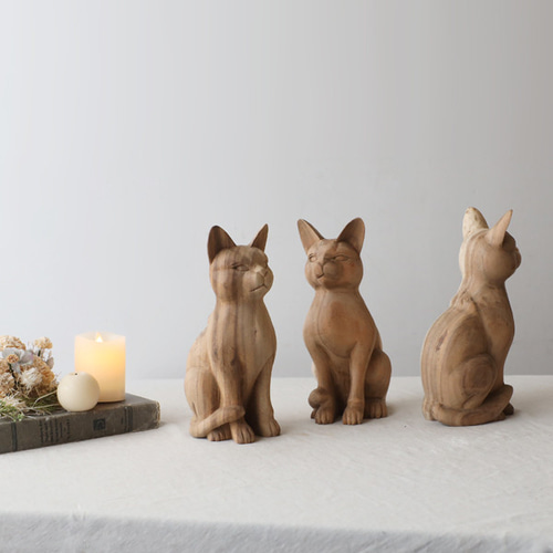木彫りのネコ 置物 在銘 オブジェ / Wooden carved cat オーダー頂いた猫ちゃん完成しました！ #猫 #ねこ #wood #木彫り