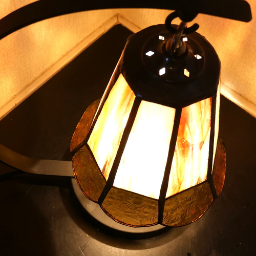 ✴︎:.。和モダンの灯り ステンドグラスのアンティーク風ランプ