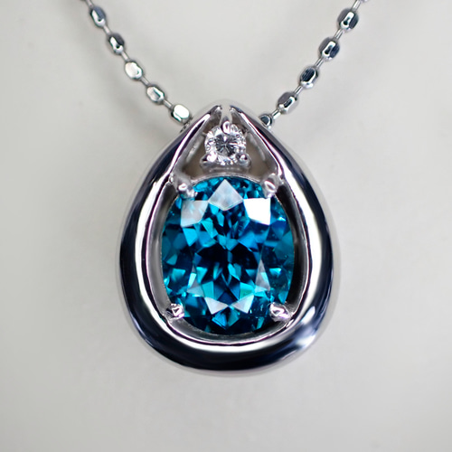 ブルージルコン　ネックレス　PT900、850 PT850/PT900 ブルージルコン ダイヤモンド ネックレス