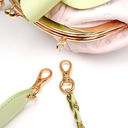 白苺がま口バッグ2WAY（牛革製） 5枚目の画像