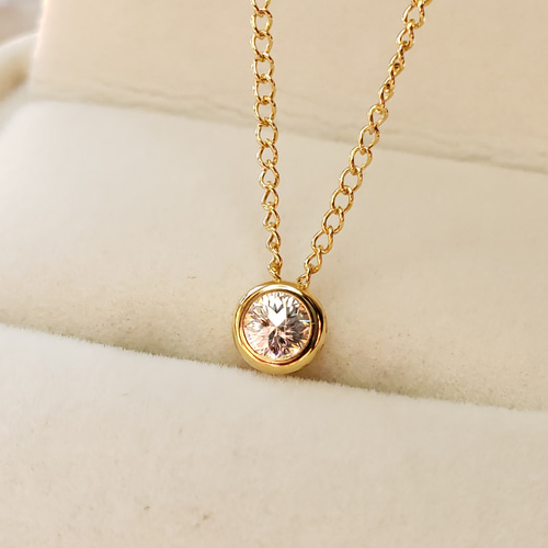 キラッキラ✨ エンペラーカット モアサナイト Dカラー ベゼルセット