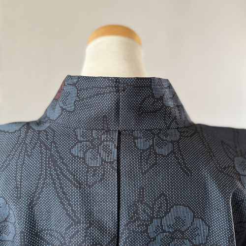 本場大島紬 作務衣 作務衣（上衣）華牡丹 現品限り 大人可愛い和の上衣