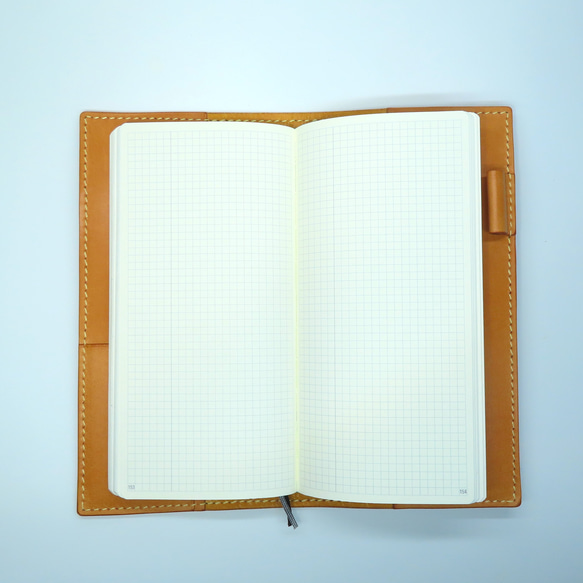 牛ヌメ革・ほぼ日weeks、weeks MEGA 用 手帳カバー （ケブラー糸ミシン縫製） 9枚目の画像