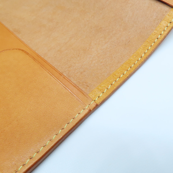 牛ヌメ革・ほぼ日weeks、weeks MEGA 用 手帳カバー （ケブラー糸ミシン縫製） 11枚目の画像