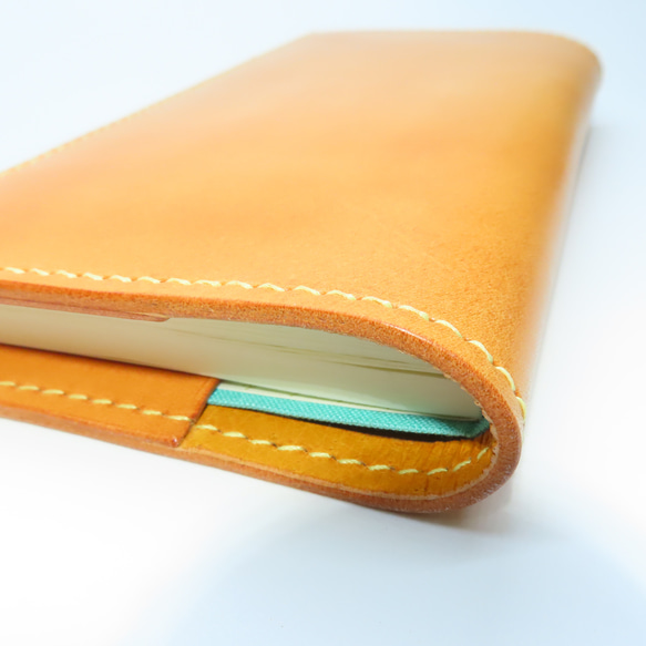 牛ヌメ革・ほぼ日weeks、weeks MEGA 用 手帳カバー （ケブラー糸ミシン縫製） 8枚目の画像