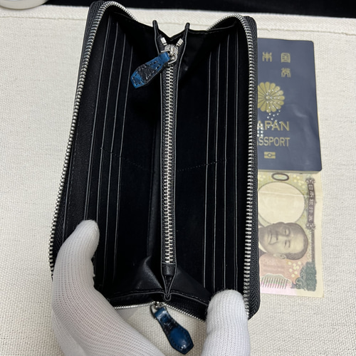 「藍染めクロコダイル」実物一枚革、最高級クロコダイル財布 限定価格 一枚革 最高級藍染めクロコダイル長財布 デニムのよう