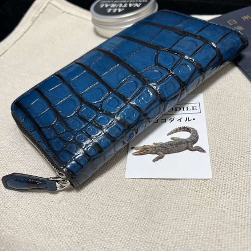 一枚革 最高級藍染めクロコダイル長財布 デニムのよう ワニ革 鰐 一枚革 最高級藍染めクロコダイル長財布 デニムのよう ワニ革 鰐