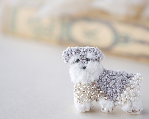 カワセミちゃん ビーズ刺繍ブローチバッグチャーム2way - メルカリ