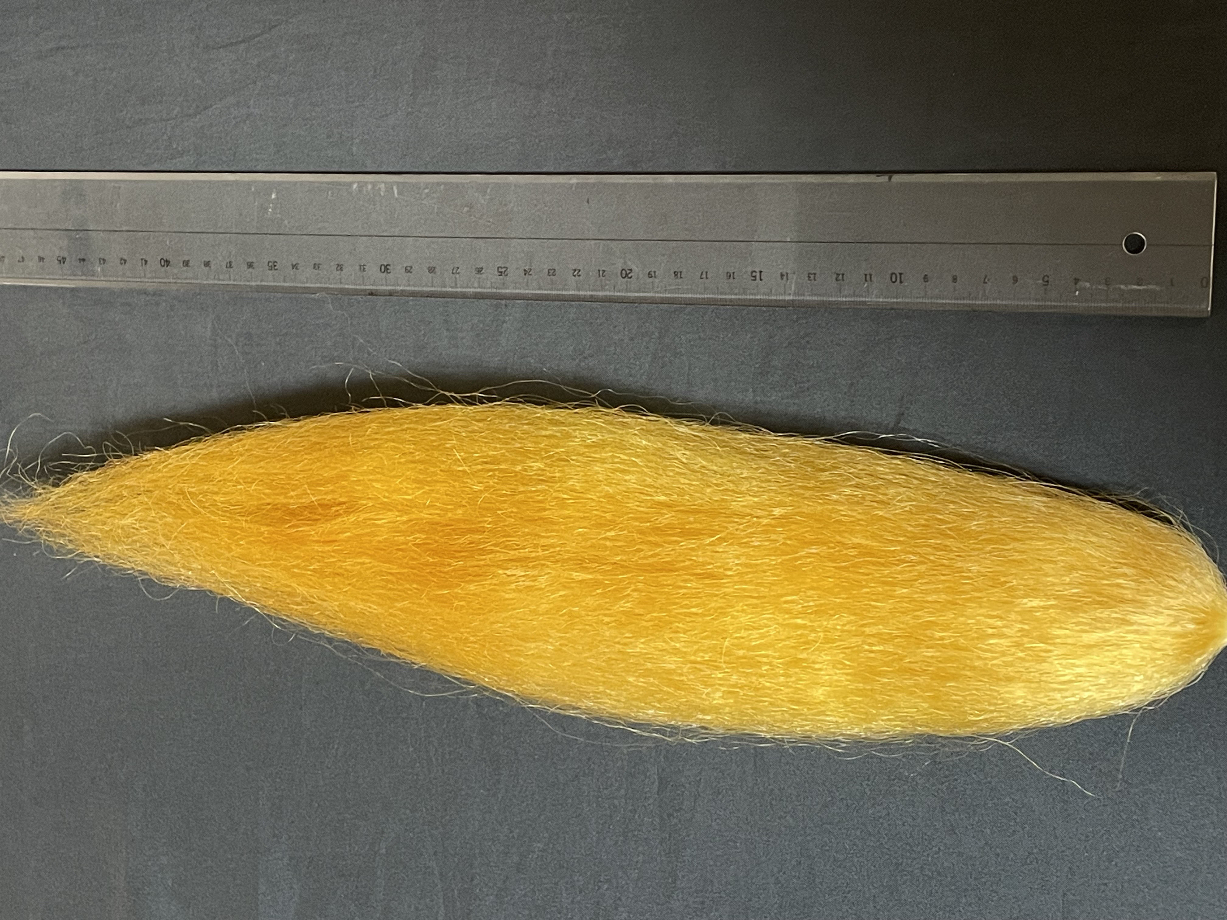 ヤク牛の毛 金染め 5g その他素材 taku 通販 18601978｜Creema(クリーマ)