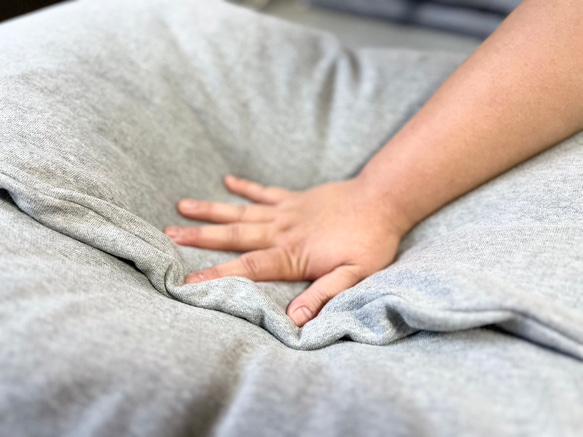 【ふとん屋さんが広げる輪】本物の羽毛を使ったなめらかクッション　ドーム型ダウンクッション　犬や猫に　ペットベッド 12枚目の画像