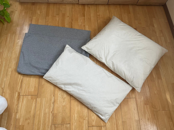 【ふとん屋さんが広げる輪】本物の羽毛を使ったなめらかクッション　ドーム型ダウンクッション　犬や猫に　ペットベッド 9枚目の画像