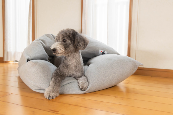 【ふとん屋さんが広げる輪】本物の羽毛を使ったなめらかクッション　ドーム型ダウンクッション　犬や猫に　ペットベッド 5枚目の画像