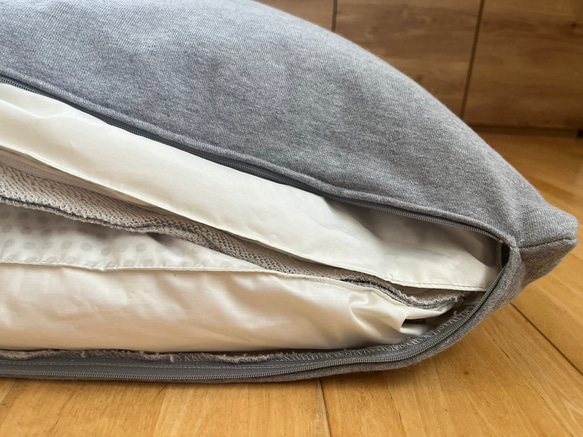 【ふとん屋さんが広げる輪】本物の羽毛を使ったなめらかクッション　ドーム型ダウンクッション　犬や猫に　ペットベッド 10枚目の画像