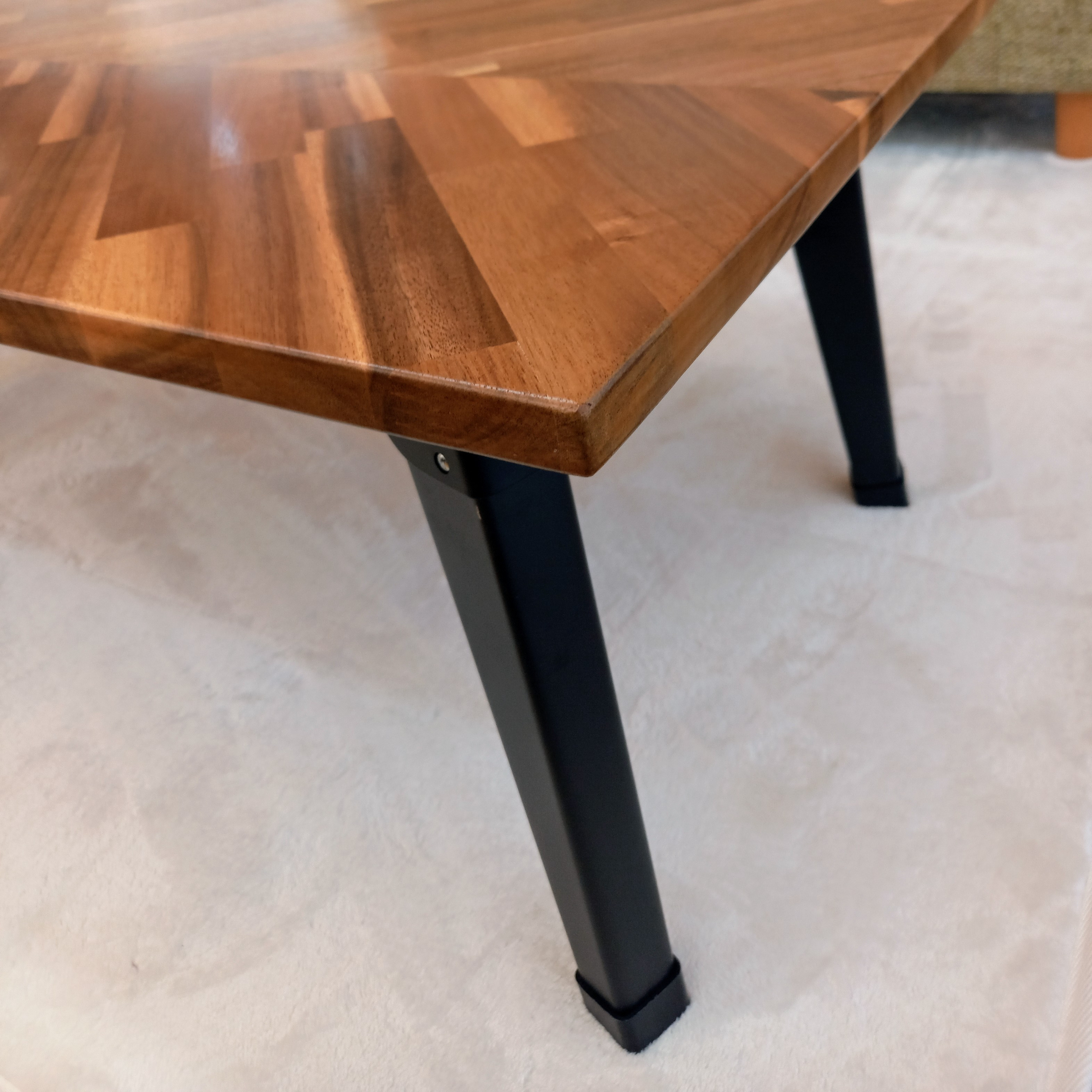 折りたたみテーブル《奥行60㎝》フレンチヘリンボーンテーブル 天然木材アカシア　アウトドア　デザインテーブル