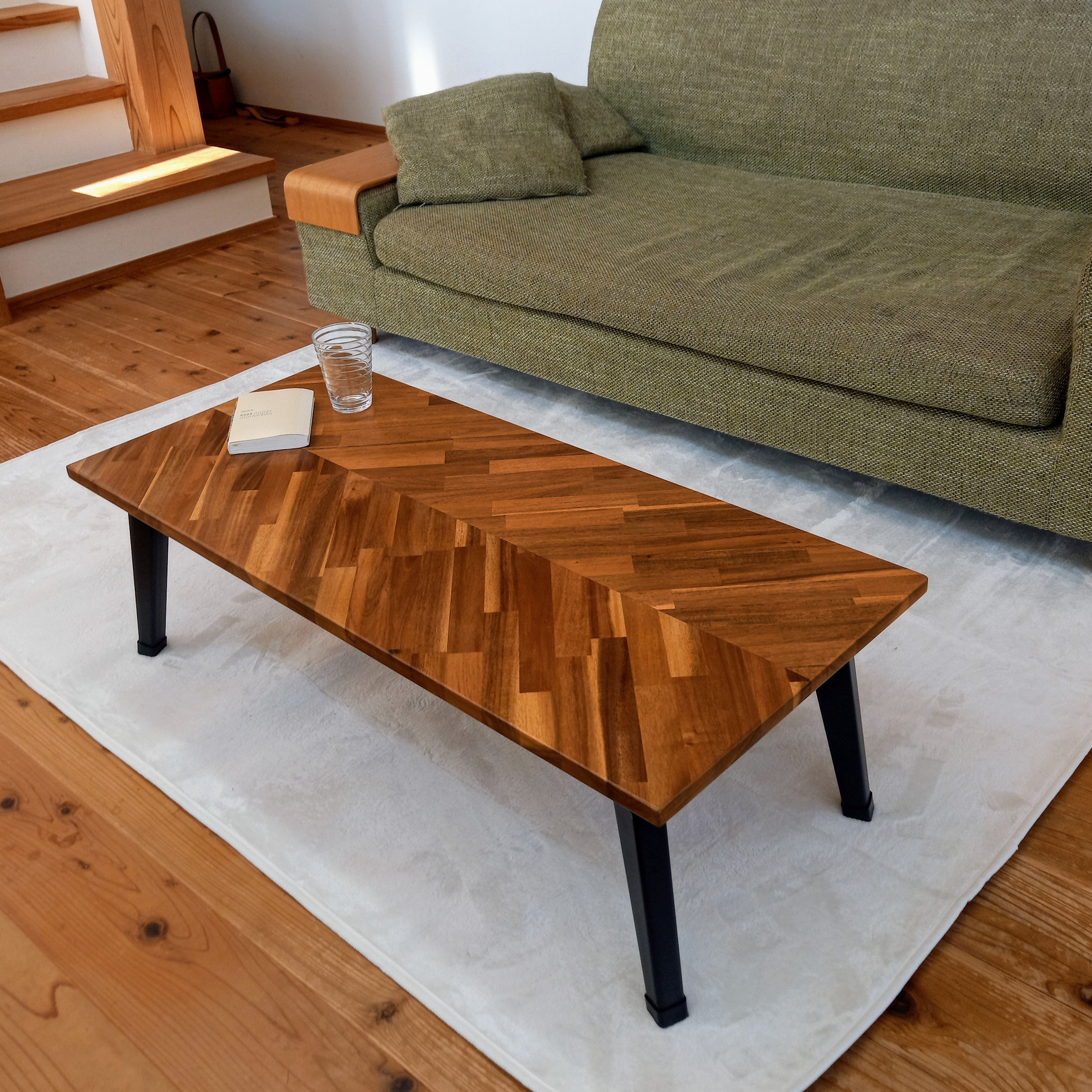 折りたたみテーブル《奥行60㎝》フレンチヘリンボーンテーブル 天然木材アカシア　アウトドア　デザインテーブル