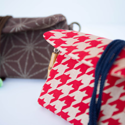 オーダー　Creema限定品　金彩工芸　千鳥格子　中色仕上げ　コットン赤色地製　「2WAY道中財布」 1枚目の画像