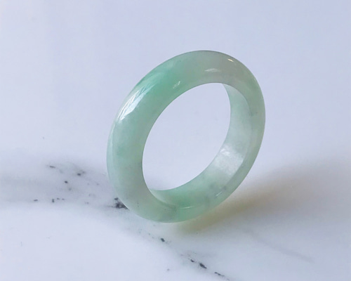 R300-0122］ ジェイド JADE ヒスイ 本翡翠 くりぬき リング