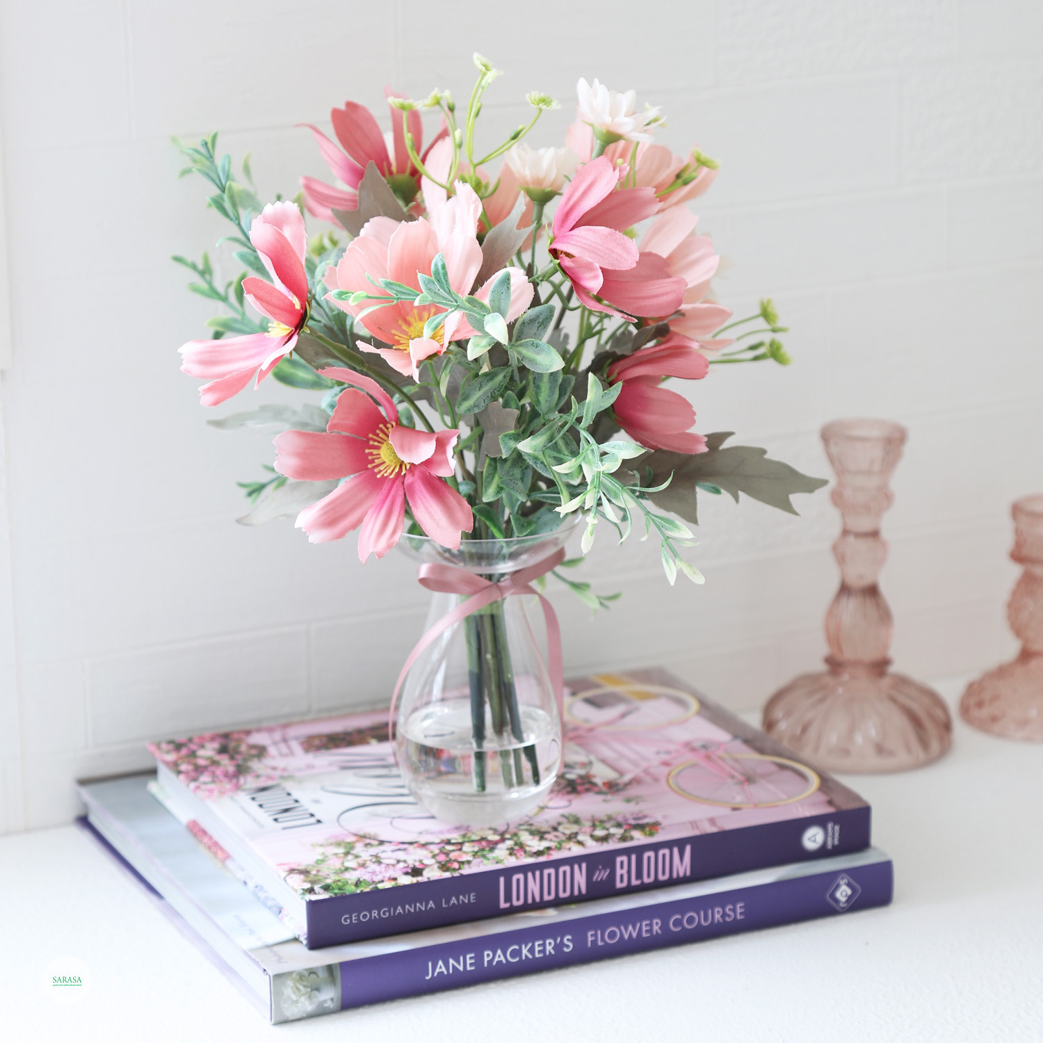 (マジカルウォーターアレンジ)ベージュピンクのコスモス