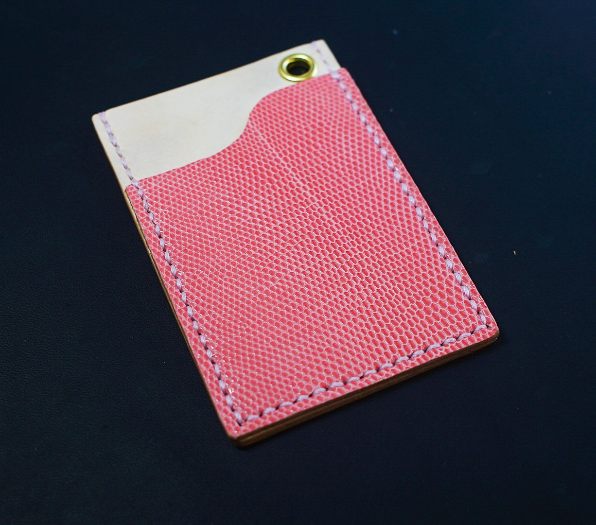 リザード　ピンク　本革　トカゲ　エキゾチックレザー　パスケース　カードケース トカゲ革