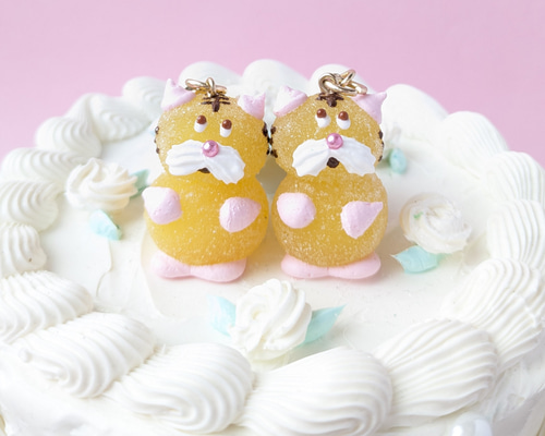 【ケーキ専用12/17まで】ぬいぐるみチャーム 97df0682fee307b5244954ad6c589f