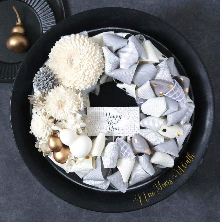 おめでたい大人シックなリース　：　しめ縄　お正月　お飾り　モノトーン　リボン